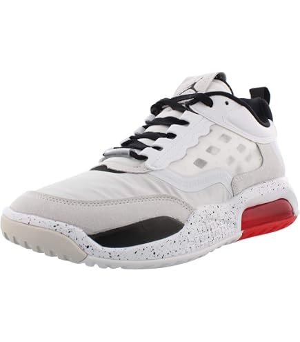 Amazon.com | Jordan Max 200 | Basketball